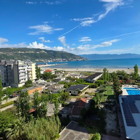 アパート Panoramic